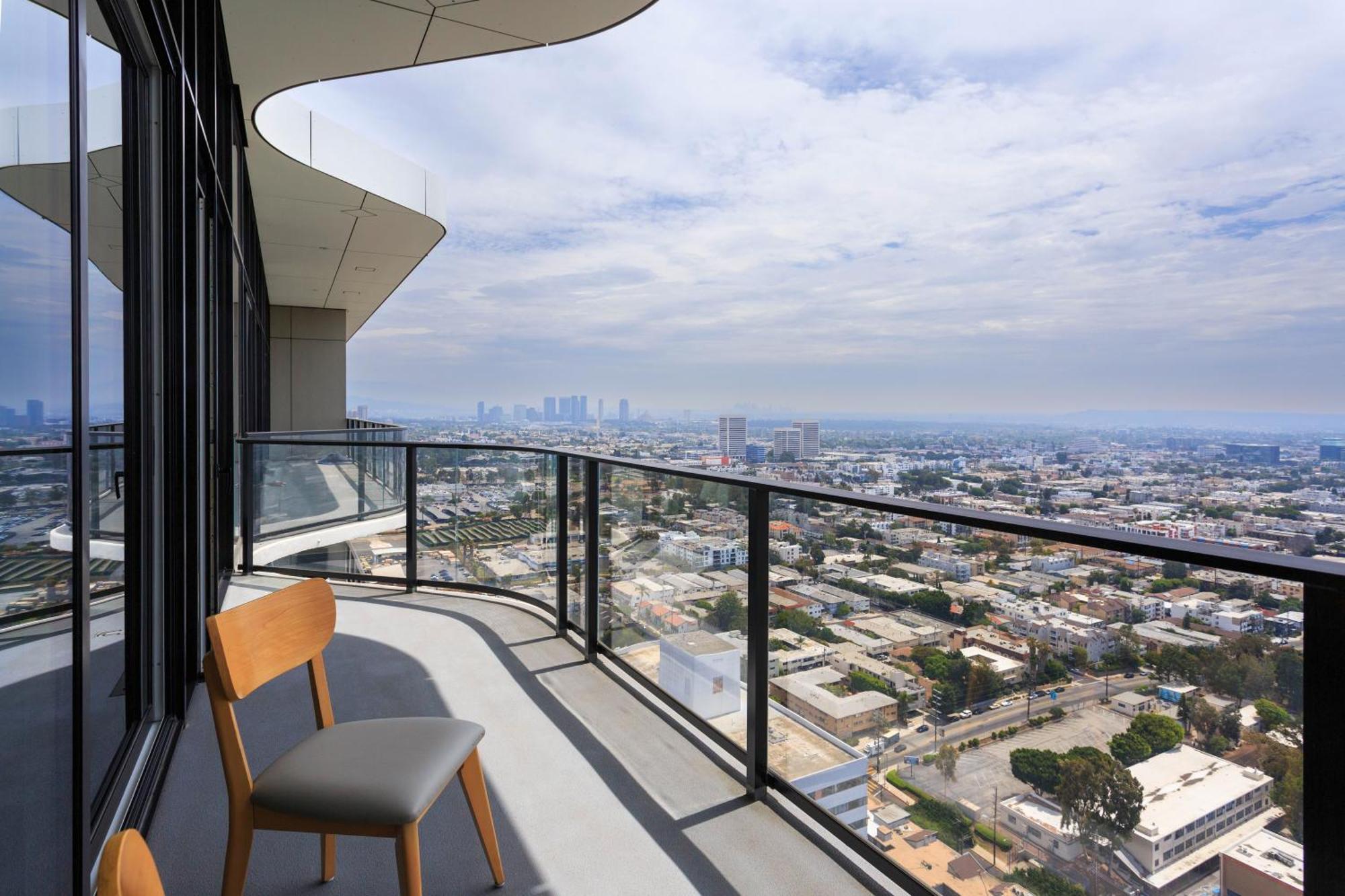 Luxury Penthouse With Stunning Views Hotell Los Angeles Exteriör bild